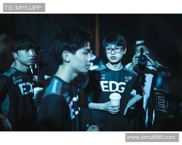 深入分析英雄联盟EDG战队的实力与战术优势探讨 深入分析英雄联盟EDG战队的实力与战术优势探讨